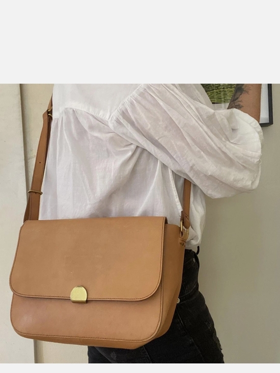Madewell Handbags - Madewell Tan Leather Flap Crossbody with Gold-Clasp